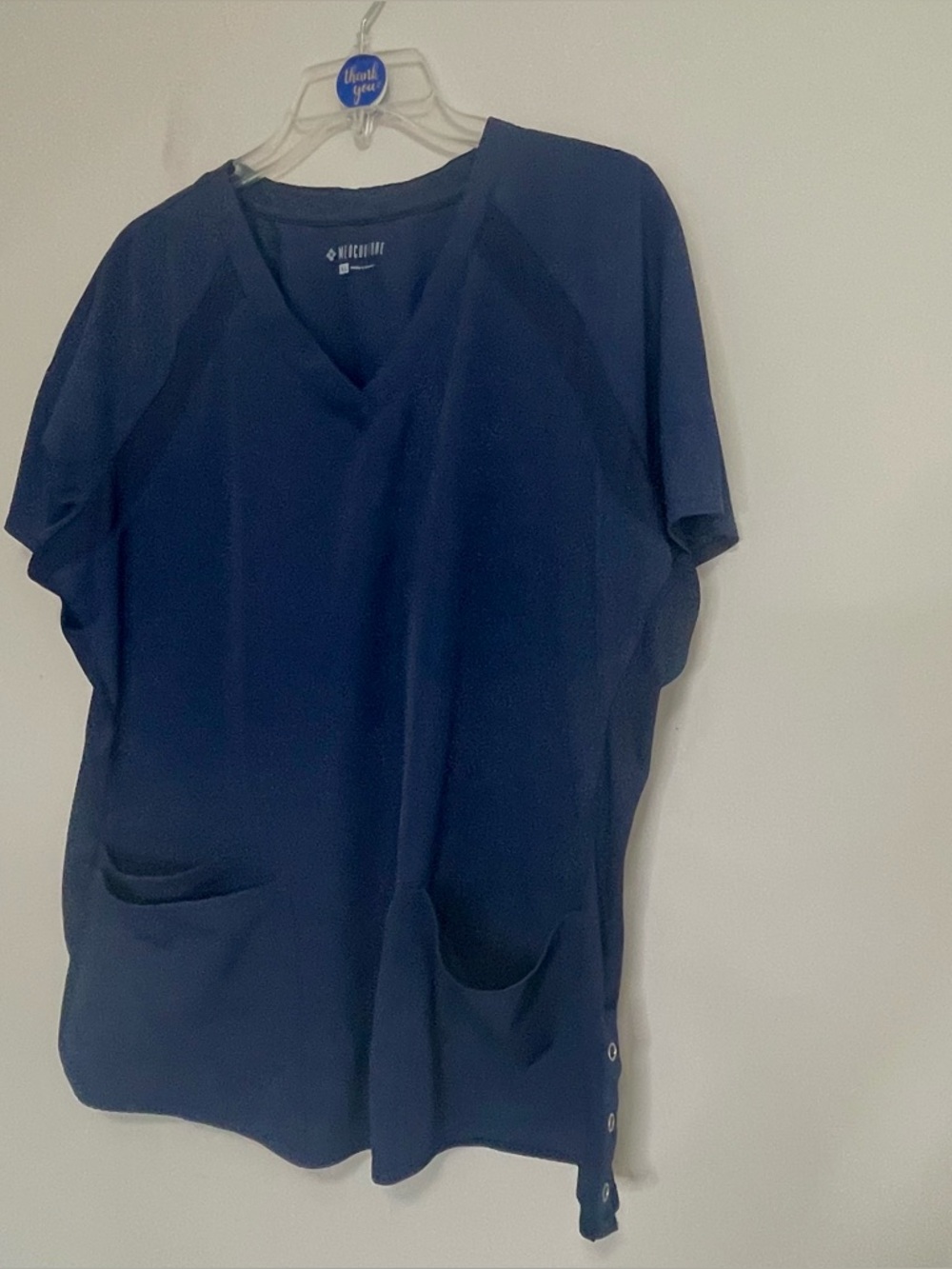 Med Couture Navy V-Neck Short Sleeve Scrub Top~ Size XL - Medical Staff